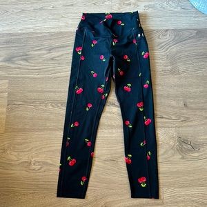 PINK cherry 🍒 leggings
